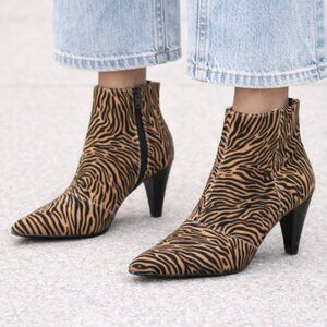 Able Tinsley Tiger Boots, Calf Hair Heeled Animal Print,‎ Women's Size 9